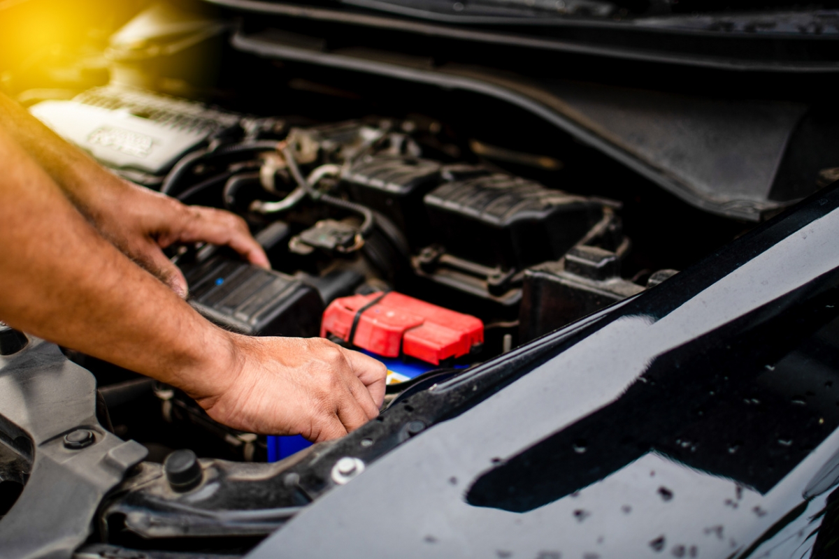 Mitos mais comuns sobre bateria automotiva e o que &eacute; verdade